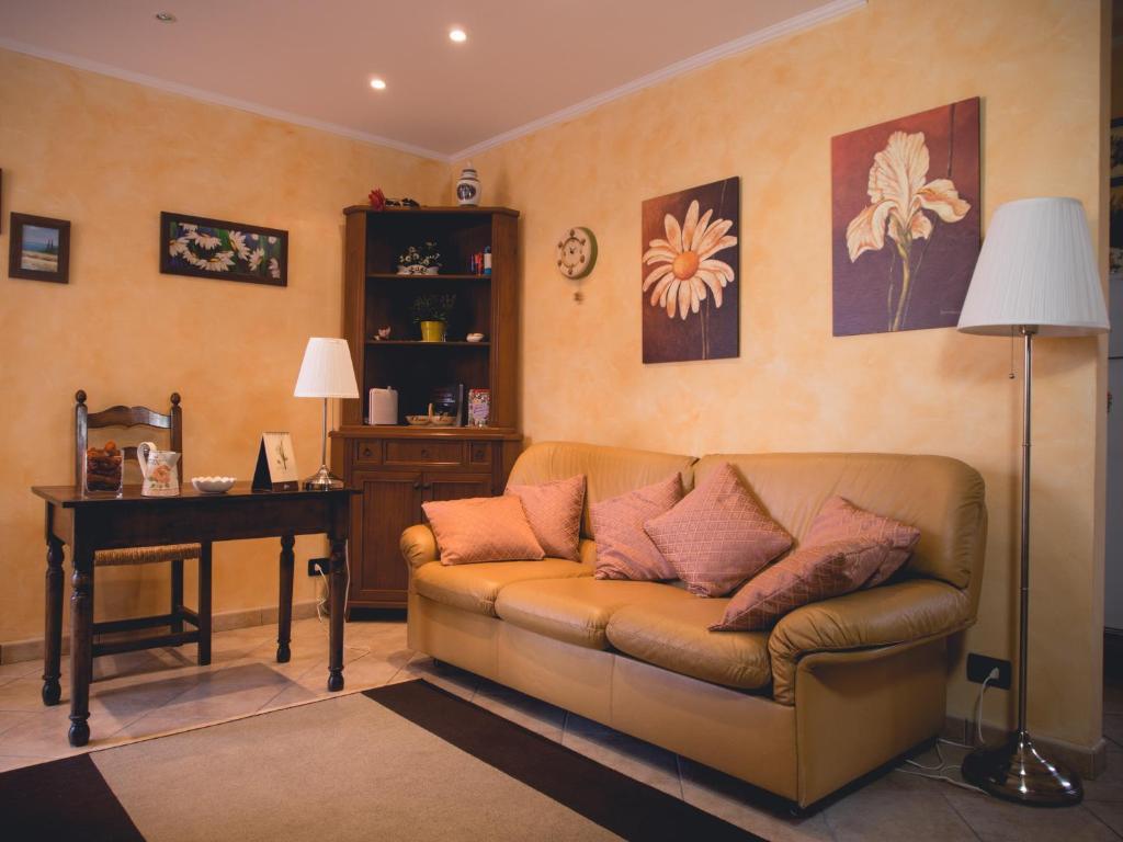 Flower Inn Ciampino Dış mekan fotoğraf