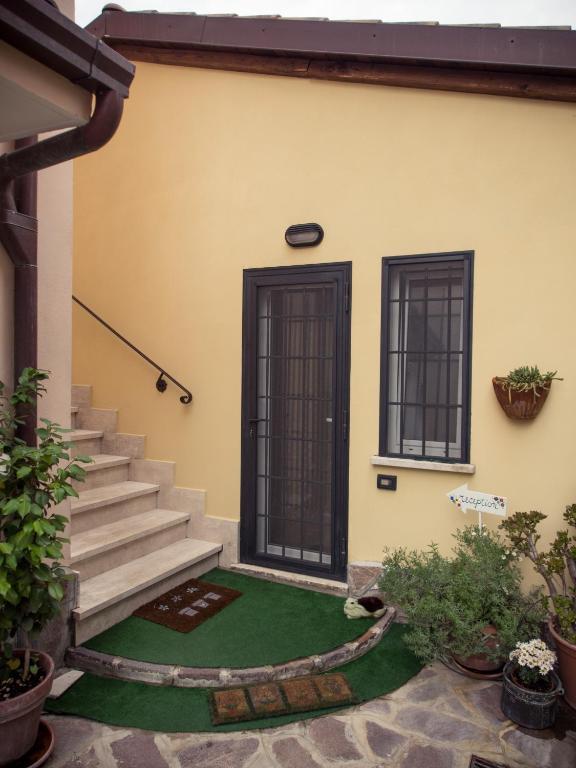 Flower Inn Ciampino Dış mekan fotoğraf