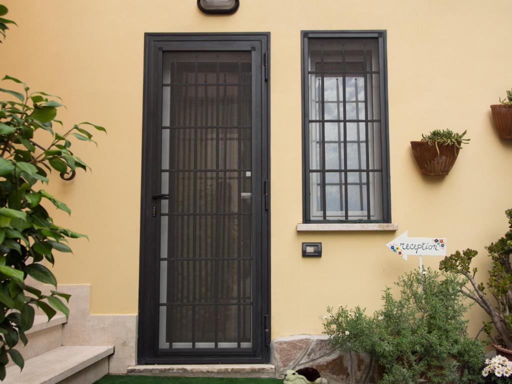 Flower Inn Ciampino Dış mekan fotoğraf
