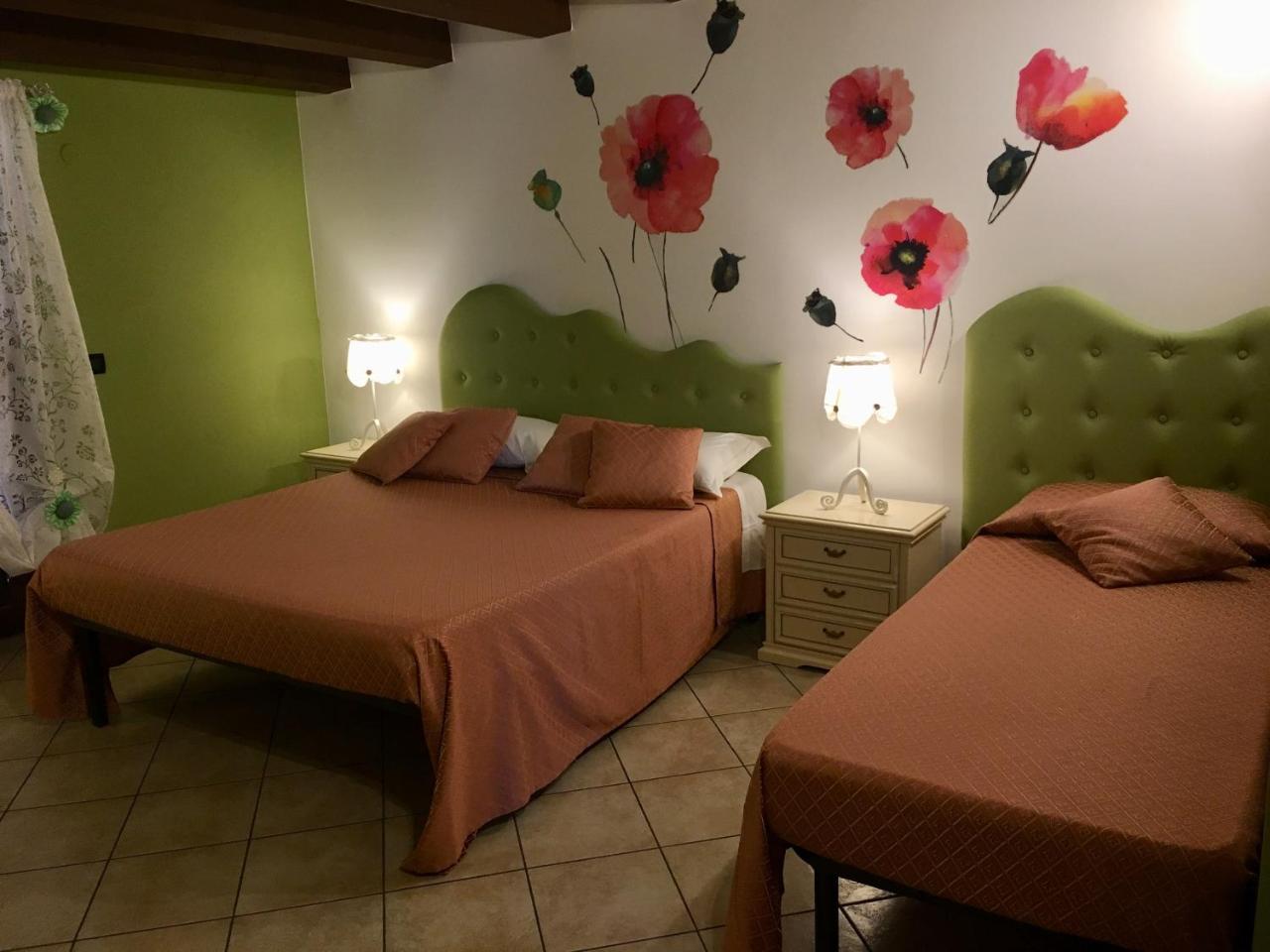 Flower Inn Ciampino Dış mekan fotoğraf